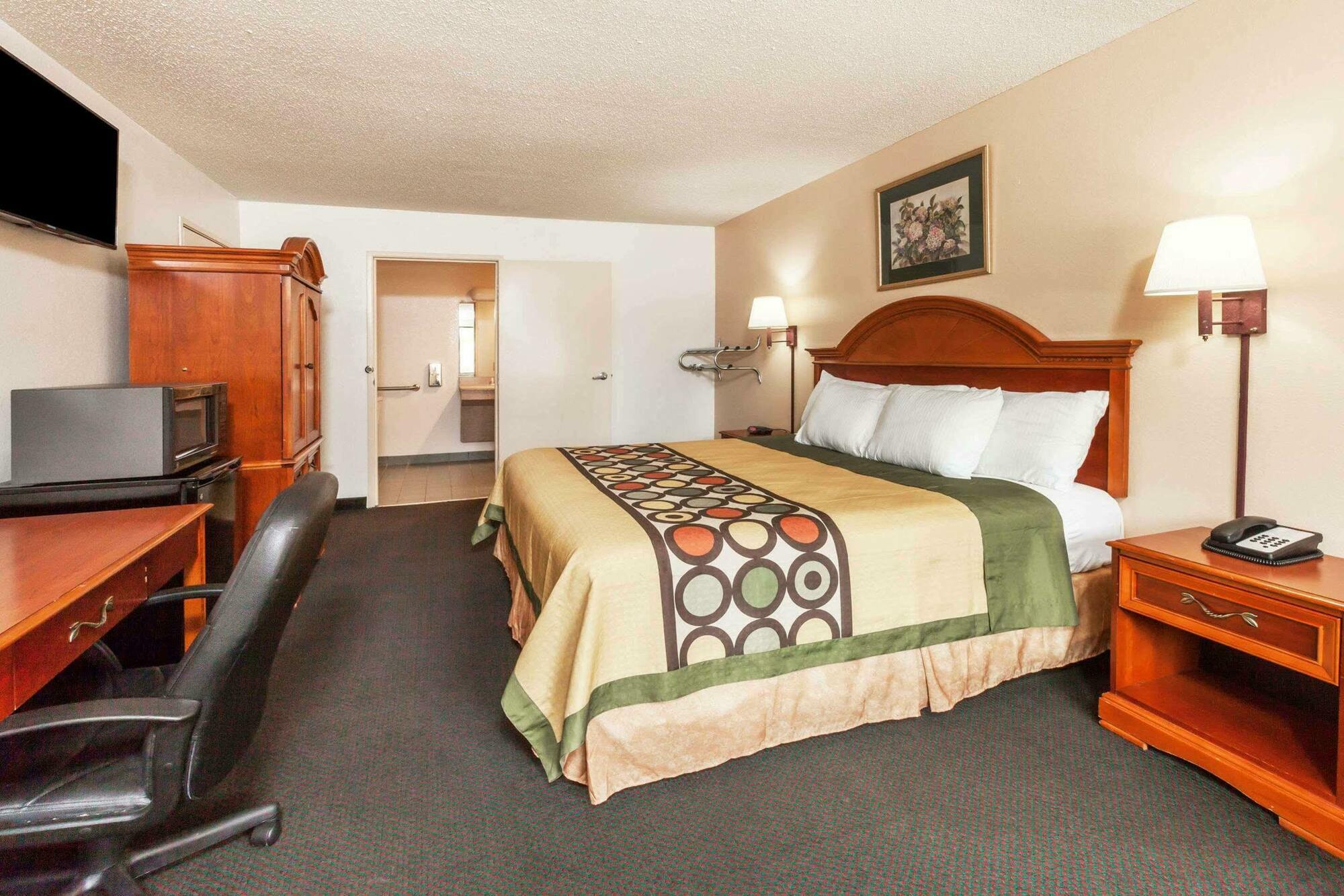 Отель Super 8 By Wyndham Arlington East Экстерьер фото